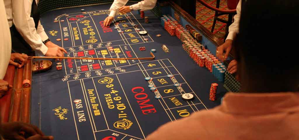 How to Play Craps Online